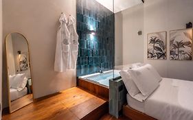 Palazzo Italia Suites